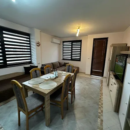 Apartment Aria 5