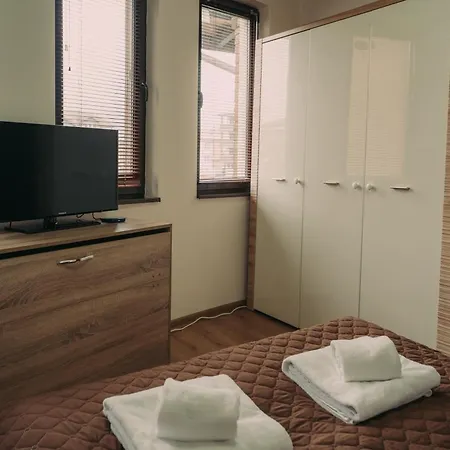 Aria 5 * Velingrad